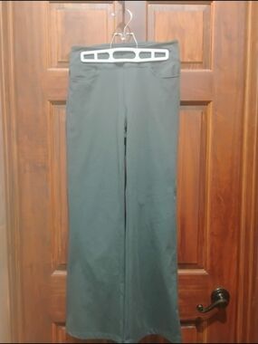 Wide Leg Active Dress Pants in Dark Gray